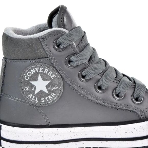 ⭐️ CONVERSE leather/ suede detail  classic Hi-top sneakers ⭐️ - Picture 1 of 9